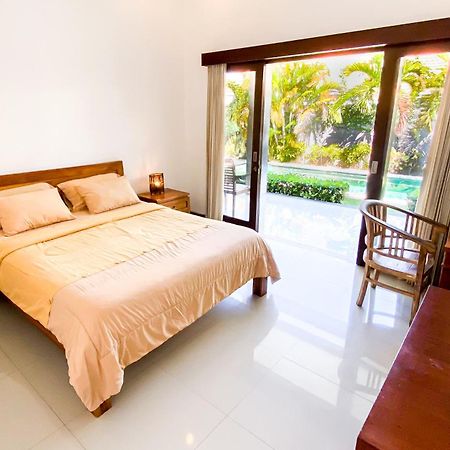 Tropical Luxe Villas Canggu - Finns & Atlas Luaran gambar