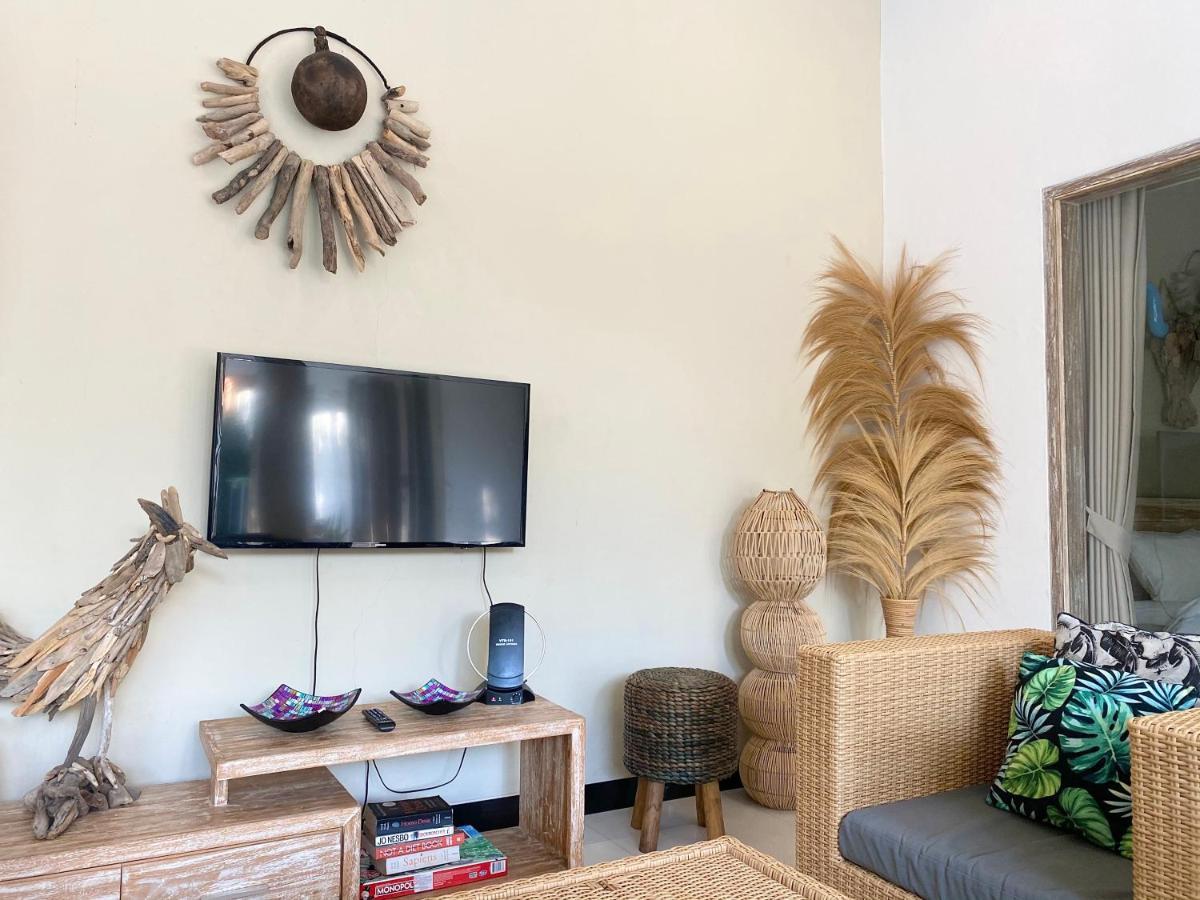 Tropical Luxe Villas Canggu - Finns & Atlas Luaran gambar